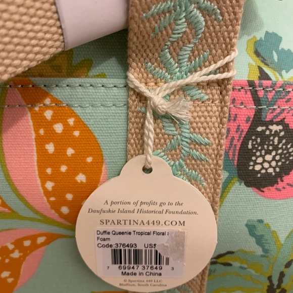 Spartina 449 Duffle Bag NWT the perfect weekender bag! - Picture 3 of 7